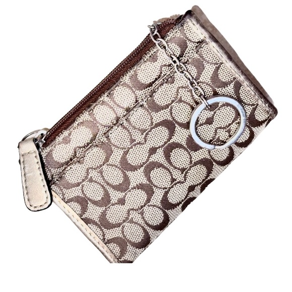 Coach brown logo keychain ID CASE KEYS - Picture 10 of 14